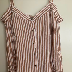 Beach vibes off the shoulder top